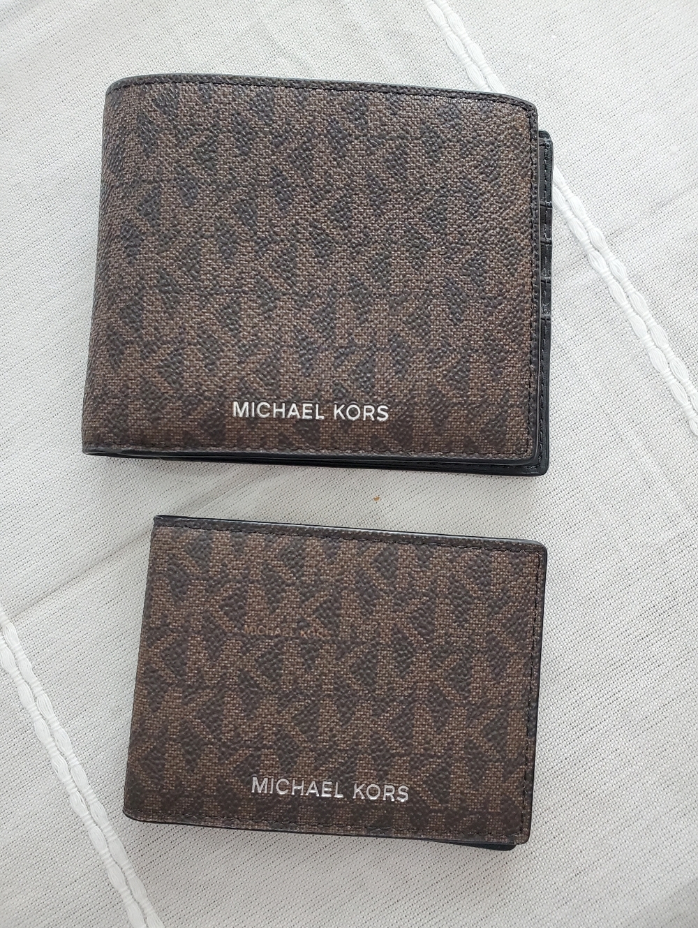 Michael Kors Brown Logo Print Men’s Card & Key Wallet Set